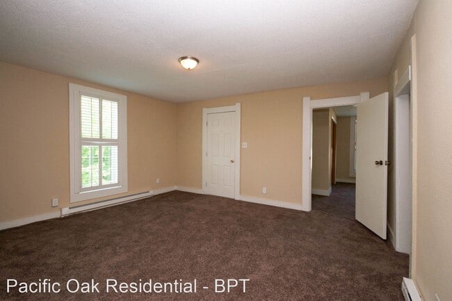 Foto del edificio - 3 br, 1.5 bath House - 1643 Columbia Ave
