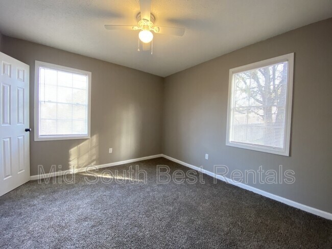 Foto del edificio - 1354 Cooper St