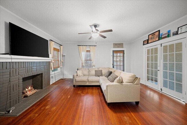 Foto del edificio - 1104 N 8th Ave