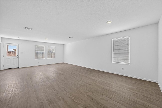 Building Photo - 1314 Lady Yoli St