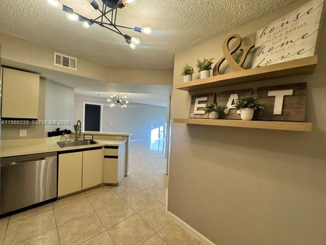 Foto del edificio - 8761 Wiles Rd