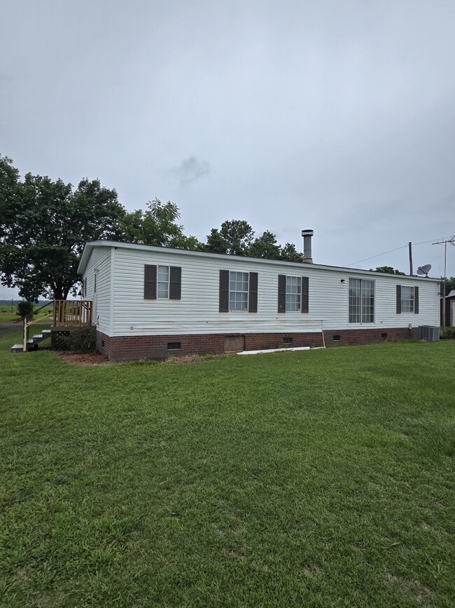 Building Photo - 1717 Black Rd