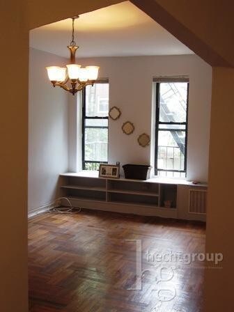 Building Photo - 520 E 83rd St