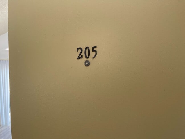 Foto del edificio - 3730 S Sepulveda Blvd