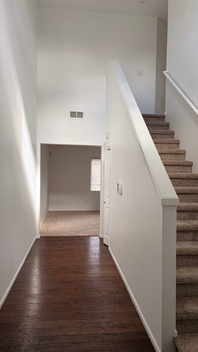 Photo - Indrajit Home