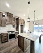 Building Photo - 740 Powderhorn Cir