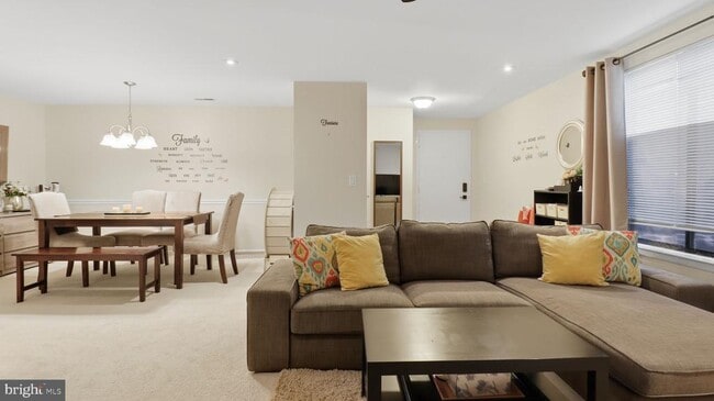 Building Photo - 13201 Chalet Pl