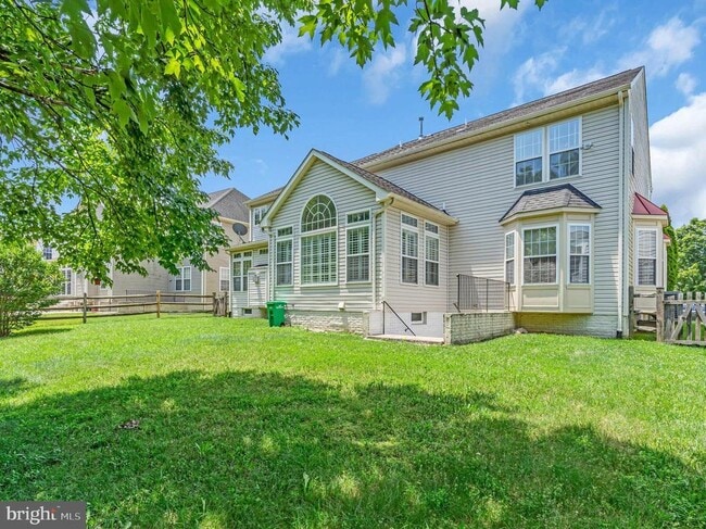 Building Photo - 4415 Medallion Dr