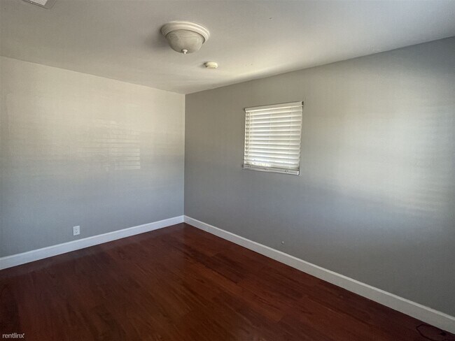 Building Photo - 4 br, 2 bath House - 3378 Mission View Dri...