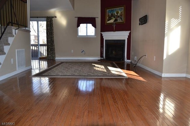 Building Photo - 1110 Wheatfield Ct