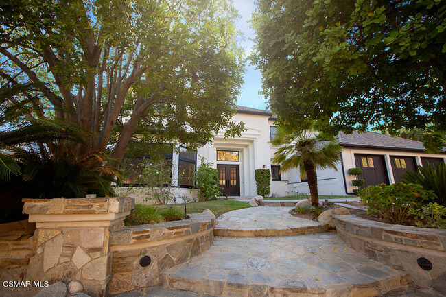 Foto del edificio - 5411 Newcastle Ln