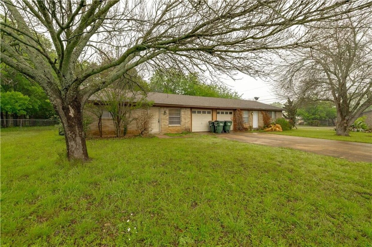Foto principal - P3-806 Judy Drive