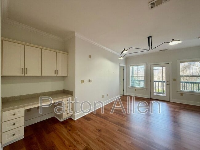 Foto del edificio - 9 Kenilworth Knolls