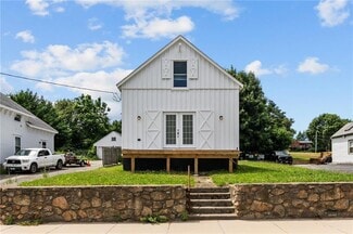 Building Photo - 2958 E Main Rd