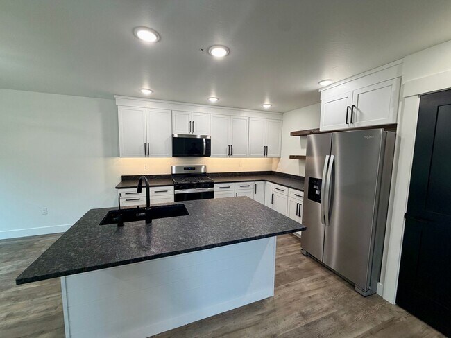 Foto del edificio - 3 B Raven Rdg Rd