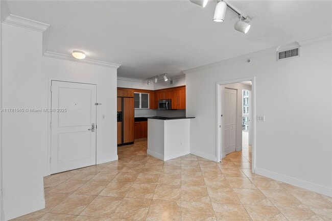 Foto del edificio - 325 S Biscayne Blvd