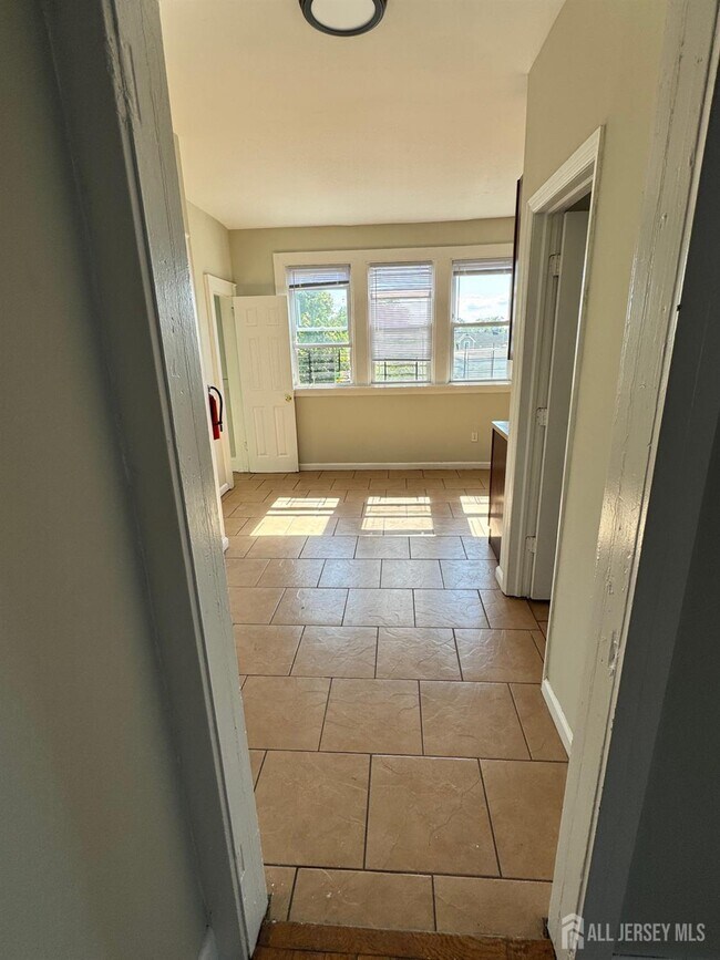 Foto del edificio - 123 University Pl