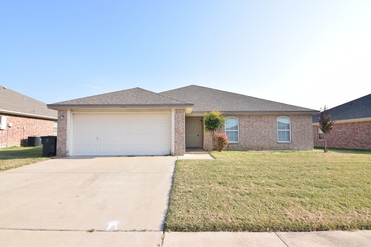 Primary Photo - 309 Constellation Dr