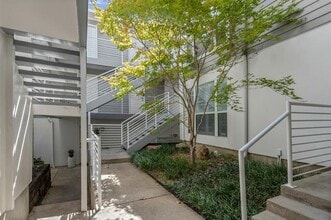 Building Photo - 3711 Holland Ave