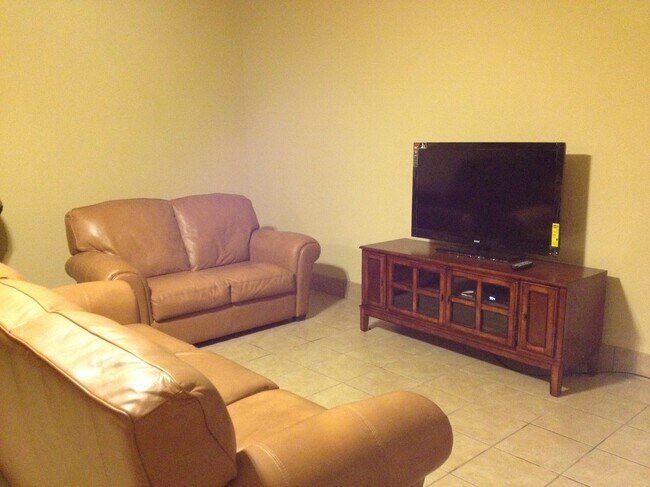 Foto del edificio - 5003 Gemsbuck Chase