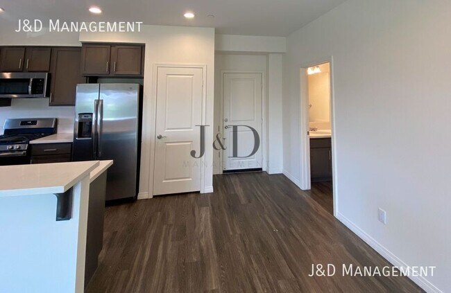 Building Photo - 8137 Cascio Ct