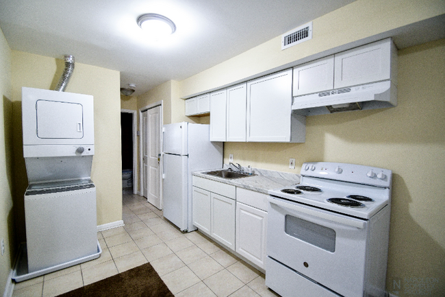 Foto del edificio - 513 58th St NE