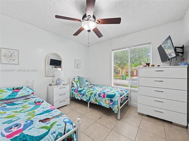 Foto del edificio - 522 NE 20th Ave