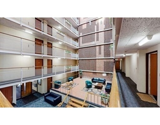 Foto del edificio - 29 Concord Ave