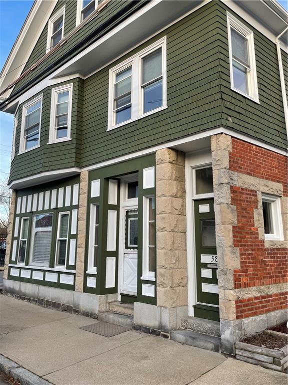 58 Middleton Ave Unit 2, Newport, RI 02840 Apartment for Rent in