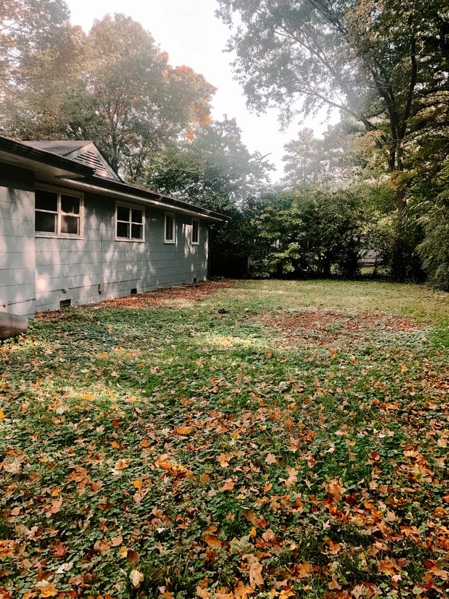 Primary Photo - 1338 Phils Dr
