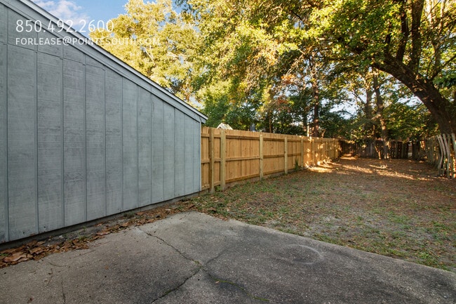 Foto del edificio - 23 Cape Dr NW