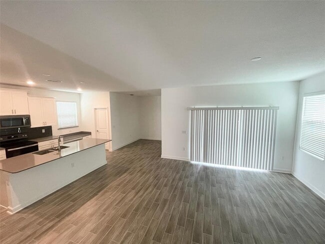 Building Photo - 12014 Language Wy