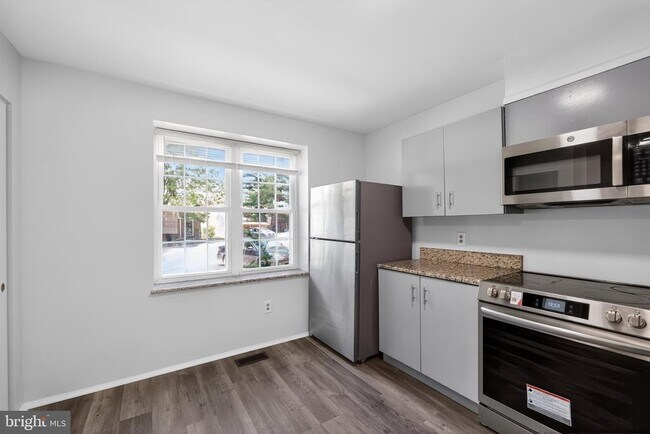 Foto del edificio - 17 Wellspring Cir