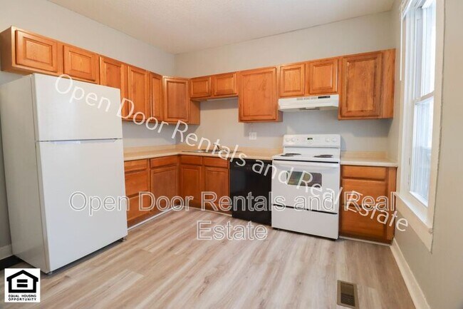 Foto del edificio - 3316 Broadway