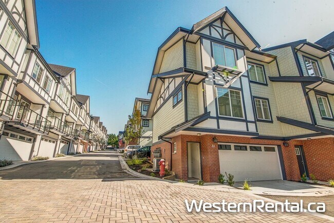 Photo du bâtiment - 11188-11172 33