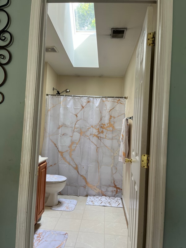 Building Photo - 6803 Lantana Dr