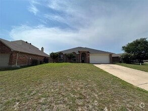 Building Photo - 163 Overland Tr