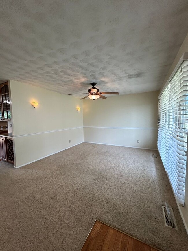 Building Photo - Charming 3 bedroom Home for Rent in Floris...