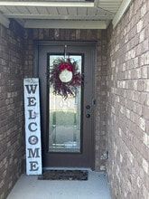 Building Photo - 9704 Pebble Ct