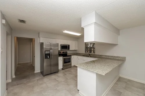 Building Photo - 814 Sandalwood Dr