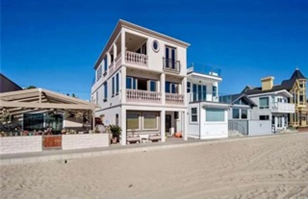 Foto principal - 1605-1612 E Seal Way
