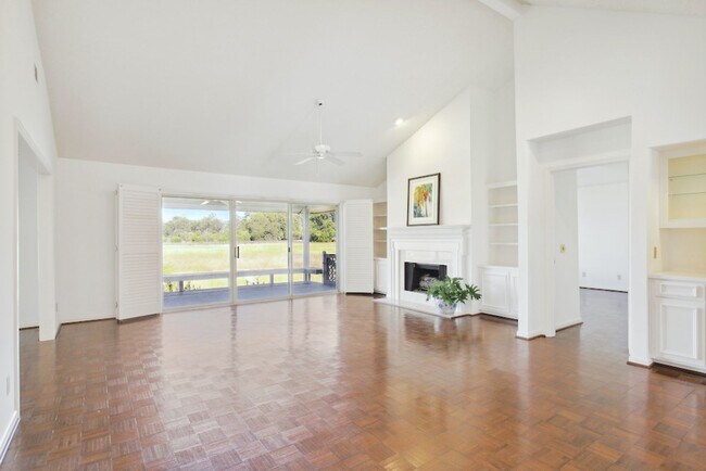 Building Photo - 2 BED | 3 BATH | WHITEMARSH ISLAND