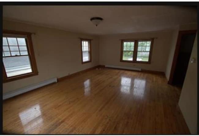 Building Photo - 249 Marlboro St