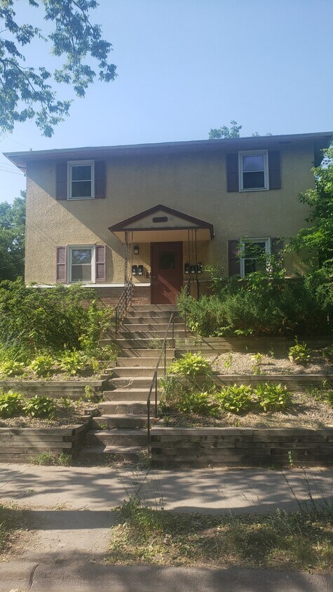 Primary Photo - 2108 2nd Ave N