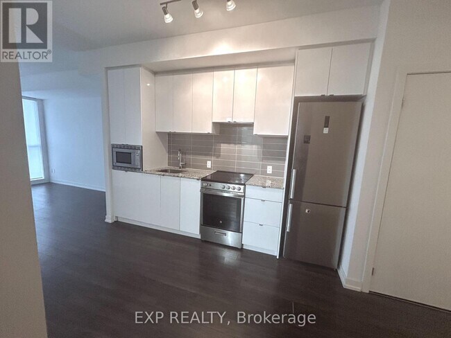 Building Photo - 49 E Liberty St