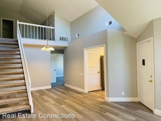 Building Photo - 2610 Yerba Vista Ct