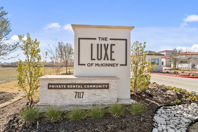 Building Photo - Luxe of McKinney