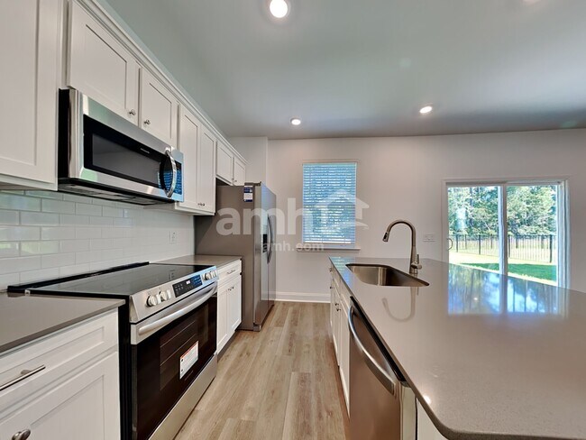 Building Photo - 169 Anthurium Dr