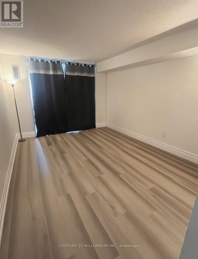 Building Photo - 26 Hanover Rd