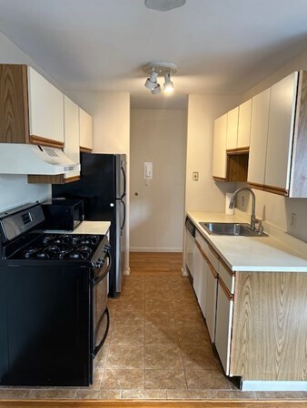 Foto del edificio - 137 Regency Park Dr